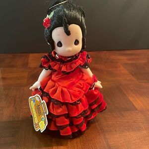 Precious MomentsโChildren Of The World 9" Doll, Maria Spain New